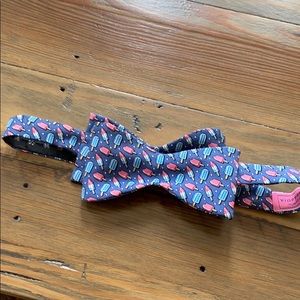 Vineyard Vines Bow Tie